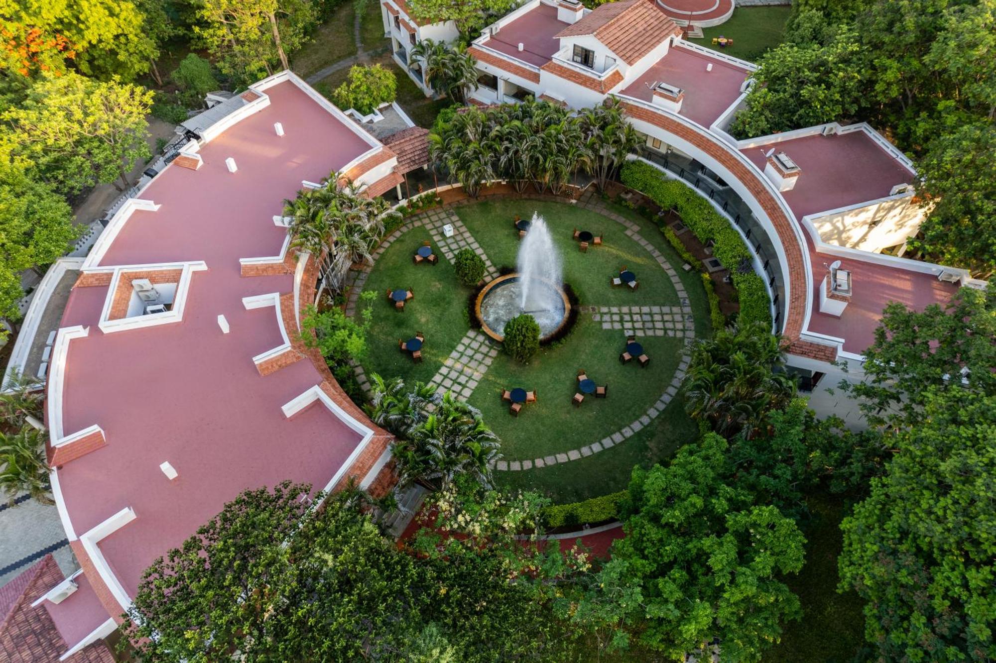 Sterling Arunai Anantha - Tiruvannamalai Exterior photo